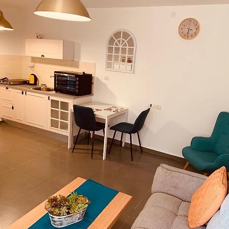 Beautiful Private Apartamento Beersheba Exterior foto