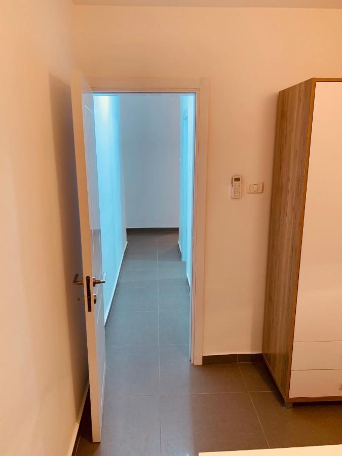 Beautiful Private Apartamento Beersheba Exterior foto